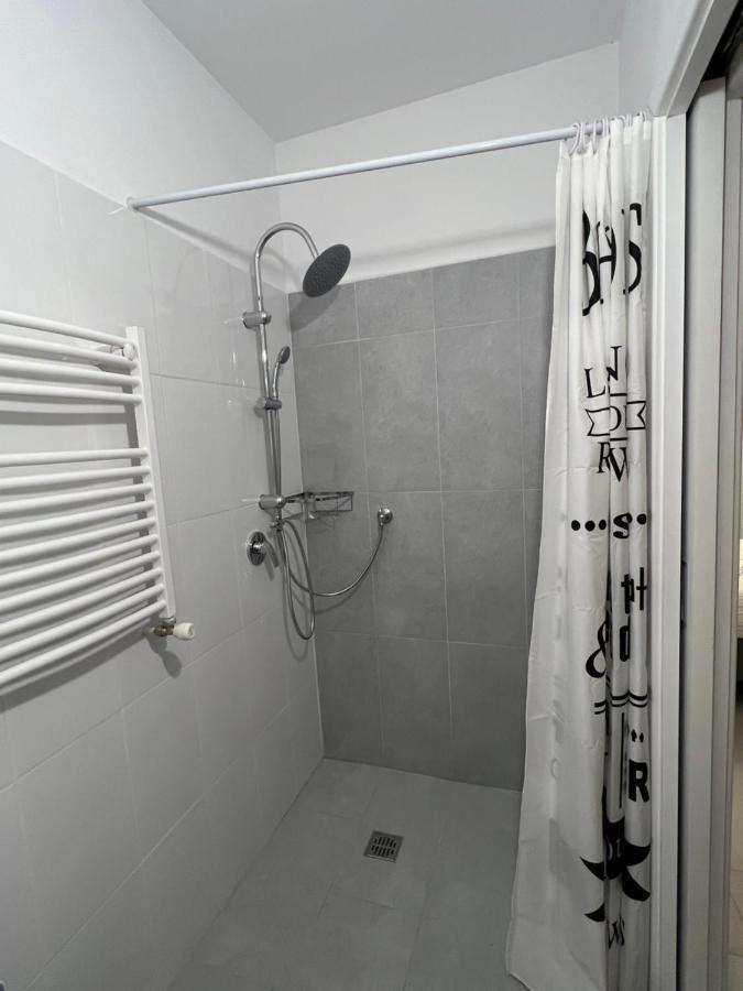 One Room ยาช ภายนอก รูปภาพ